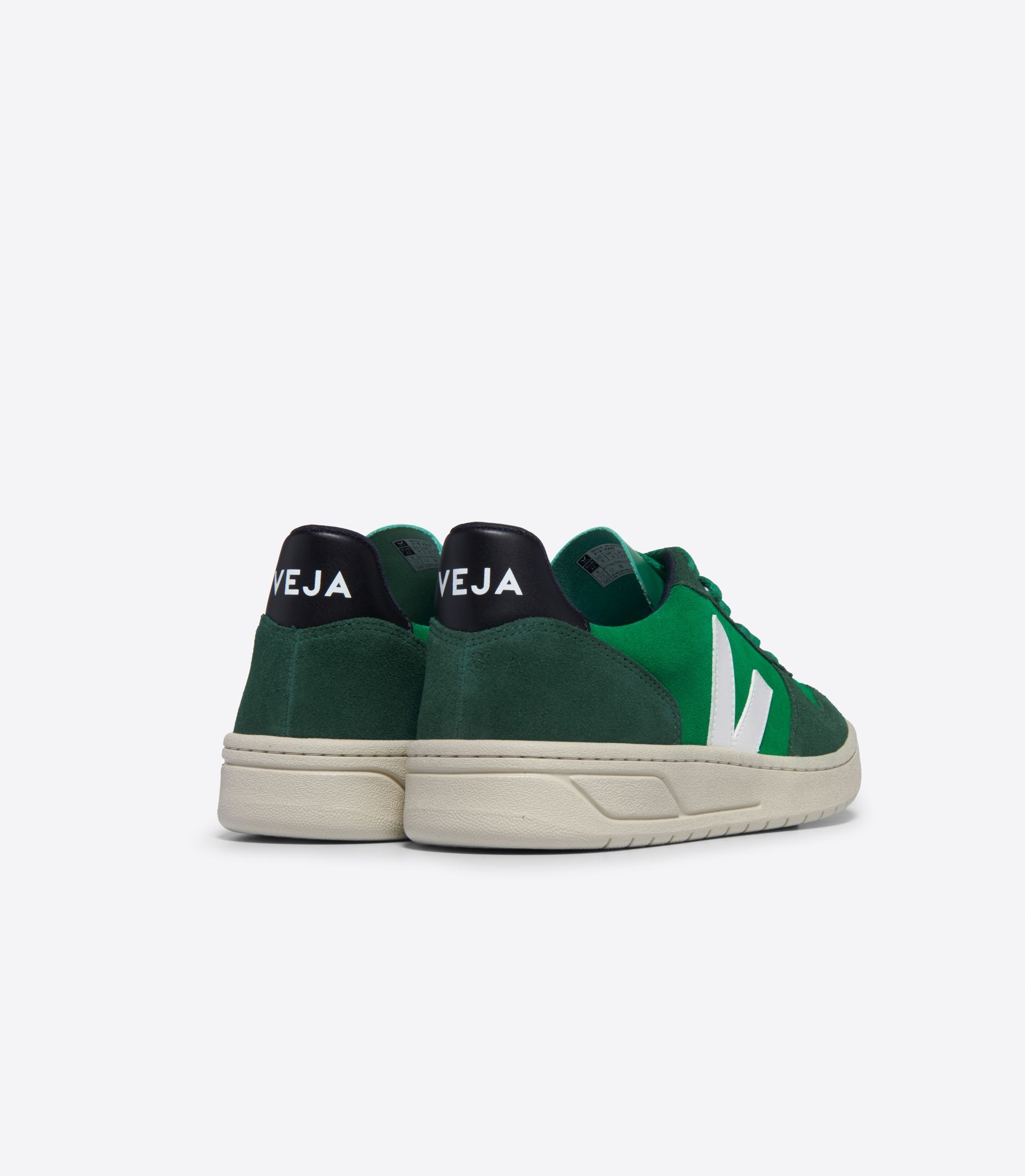 veja-v10-suede-emeraude-pierre-black
