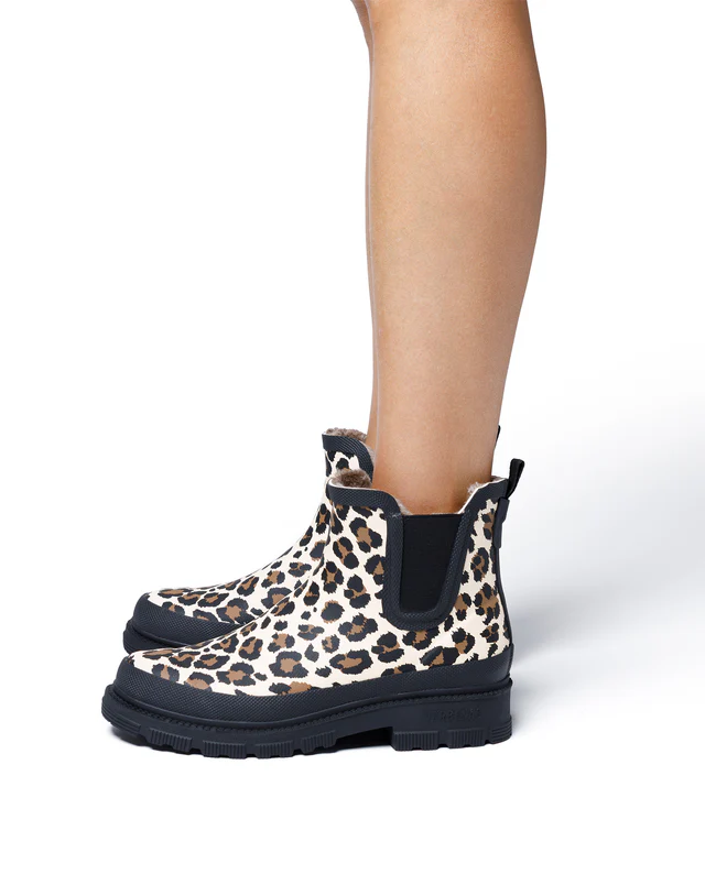 lua-mate-fur-crudo-leo-black-leo-black